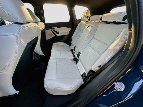 New 2027 BMW X1 xDrive28i AWD/4WD image 17