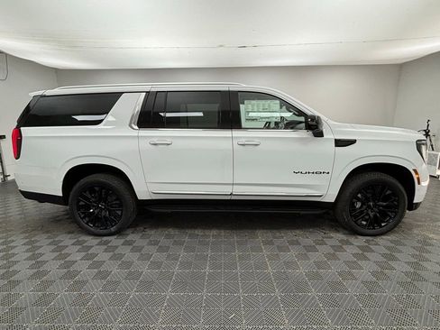 New 2026 GMC Yukon XL Elevation w/ LPO, Elevation Black Package image 7