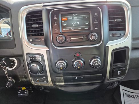Used 2015 RAM 1500 Classic SLT image 13
