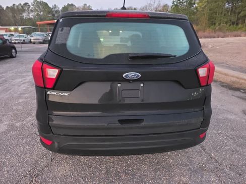 Used 2019 Ford Escape S image 6