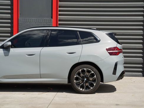 Used 2025 BMW X3 xDrive30i w/ Premium Package image 5