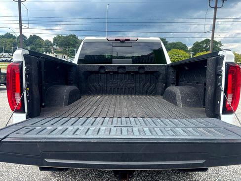 Used 2020 GMC Sierra 1500 AT4 w/ AT4 Premium Package image 24