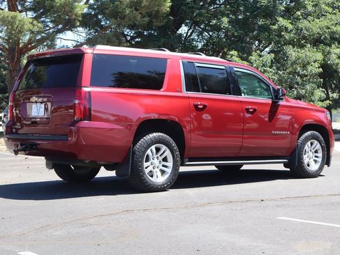 Used 2017 Chevrolet Suburban LT AWD/4WD image 5