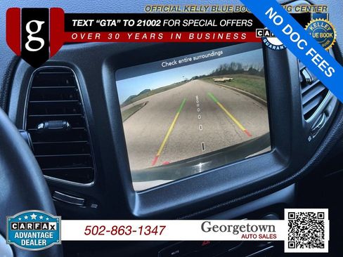 Used 2019 Jeep Compass Trailhawk AWD/4WD image 11