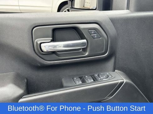 Used 2025 Chevrolet Silverado 2500 Custom w/ Custom Value Package image 16