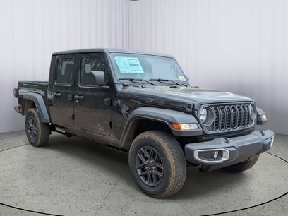 New 2026 Jeep Gladiator Sport
