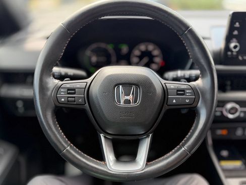 Used 2025 Honda CR-V Sport-L image 11