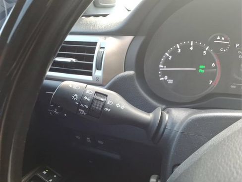 Used 2020 Lexus GX 460 Premium w/ Premium Package AWD/4WD image 29