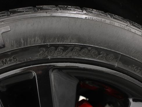 Used 2014 Dodge Durango R/T w/ Premium Nappa Leather Group RWD image 38