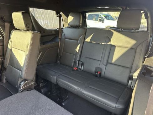 Used 2024 Chevrolet Tahoe LT image 42