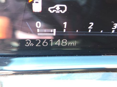 Certified 2022 Cadillac Escalade Sport Platinum w/ LPO, ONYX Package image 13