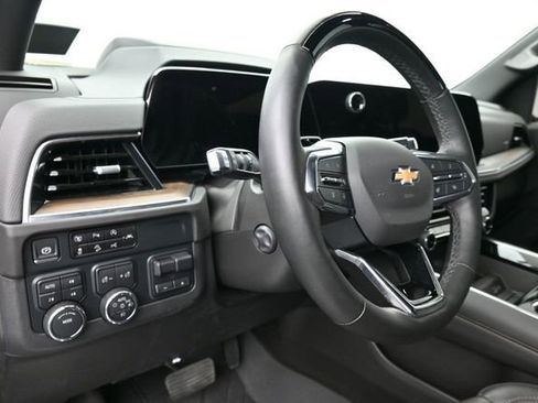 Used 2025 Chevrolet Tahoe High Country w/ Sun And Tow Package AWD/4WD image 27