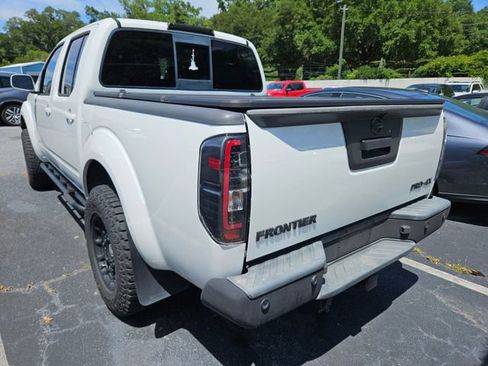 Used 2016 Nissan Frontier PRO-4X AWD/4WD image 8