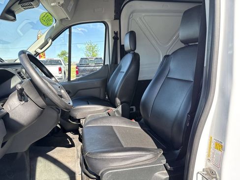 Used 2023 Ford Transit 250 Medium Roof AWD image 21
