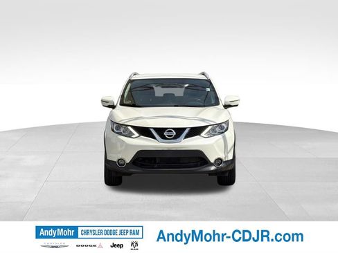 Used 2017 Nissan Rogue Sport SV w/ SV Premium Package AWD/4WD image 2