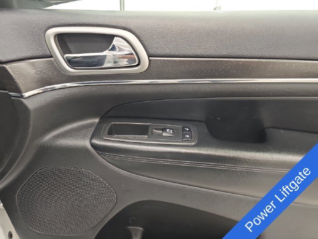 Used 2018 Jeep Grand Cherokee Limited w/ Luxury Group II AWD/4WD image 11