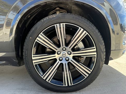 Certified 2024 Volvo XC90 T8 Plus w/ Protection Package Premier image 7