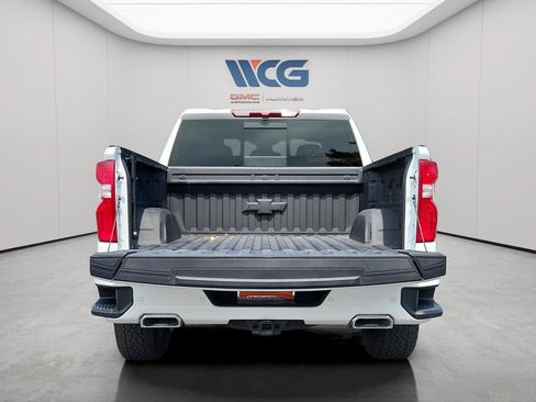 Used 2025 Chevrolet Silverado 1500 RST w/ Convenience Package II AWD/4WD image 11