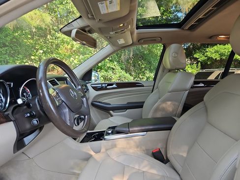 Used 2013 Mercedes-Benz ML 350 4MATIC image 25
