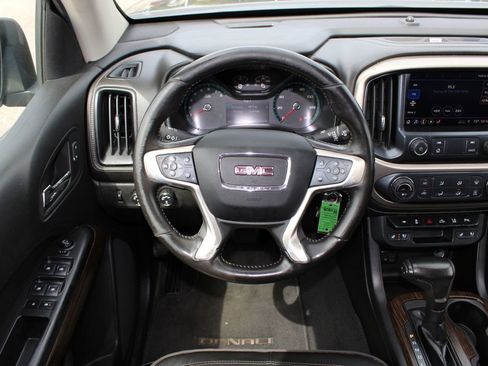 Used 2019 GMC Canyon Denali AWD/4WD image 9