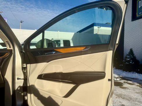 Used 2015 Lincoln MKC AWD w/ Equipment Group 102A Reserve image 24