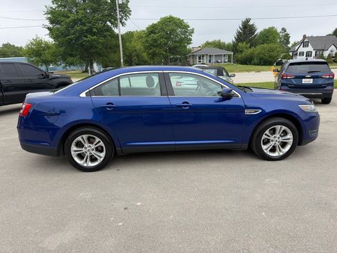 Used 2015 Ford Taurus SEL FWD image 9