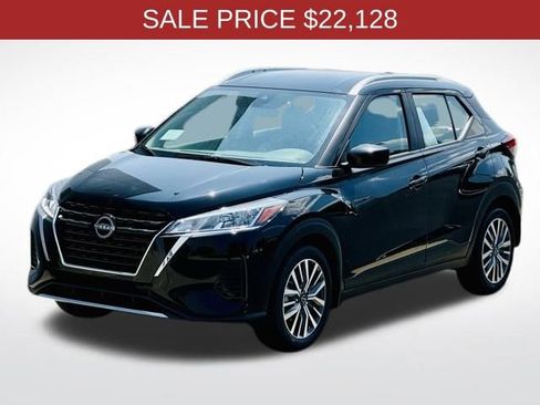 New 2024 Nissan Kicks SV image 2