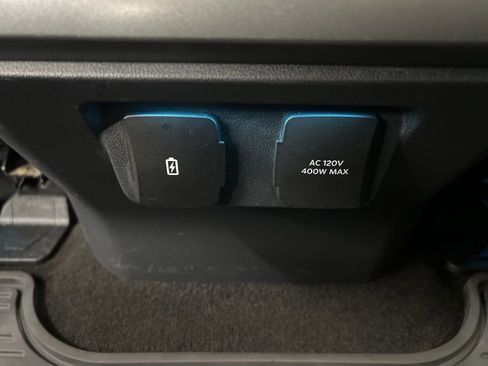 Used 2021 Ford F150 Lariat image 33