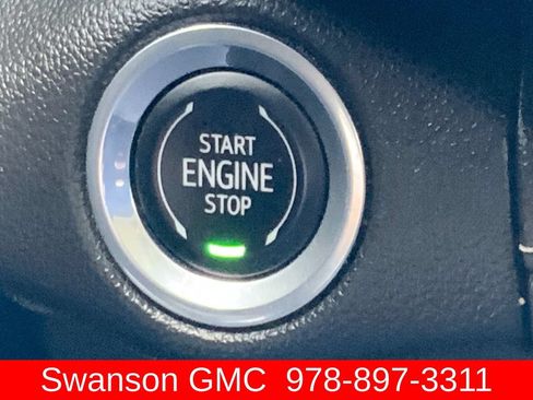 Certified 2022 Buick Envision Essence w/ Technology Package I AWD/4WD image 18