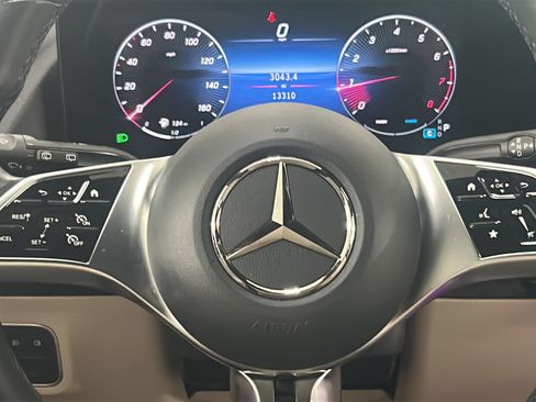Used 2025 Mercedes-Benz GLA 250 image 25