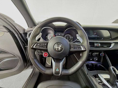 Used 2023 Alfa Romeo Stelvio Quadrifoglio AWD/4WD image 12