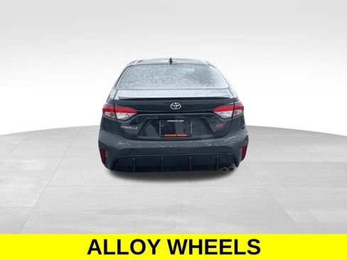 Used 2025 Toyota Corolla SE image 4