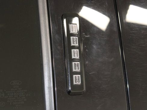 Used 2024 Ford F250 Lariat w/ Lariat Ultimate Package image 26