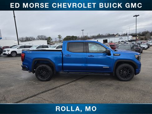 Used 2022 GMC Sierra 1500 Elevation image 2