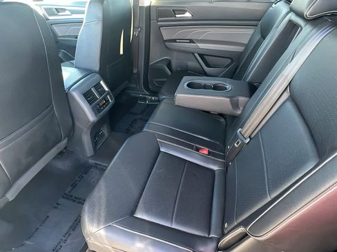 Used 2022 Volkswagen Atlas SE image 24