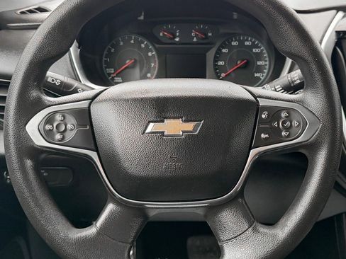 Used 2018 Chevrolet Traverse LS image 18