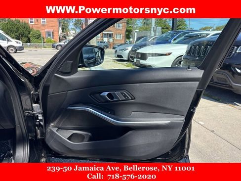 Used 2021 BMW 330i xDrive Sedan w/ Convenience Package image 12