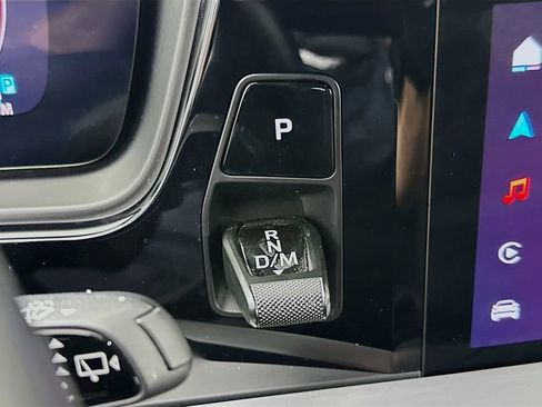 Used 2024 Porsche Cayenne image 19