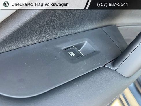 New 2026 Volkswagen Tiguan SE R-Line AWD/4WD image 30