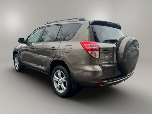 Used 2012 Toyota RAV4 4WD V6 w/ Upgrade Value Pkg image 3