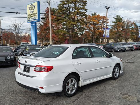 Used 2012 Toyota Corolla S image 6