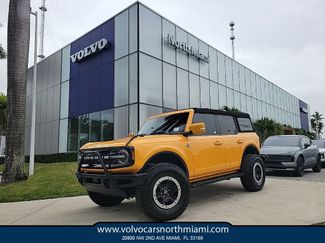 Used 2022 Ford Bronco Outer Banks w/ Sasquatch Package video 1