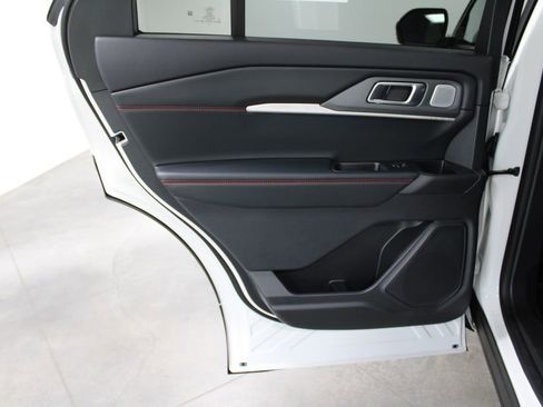 New 2026 Ford Explorer ST w/ Sun And Sound Package image 27