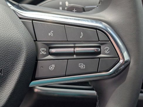 New 2026 Chevrolet Equinox LT w/ Convenience Package II FWD image 19