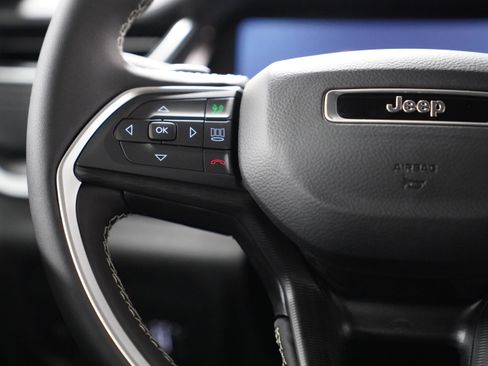 New 2026 Jeep Grand Cherokee L Laredo image 21