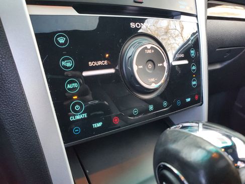 Used 2014 Ford Explorer Limited w/ Equipment Group 302A image 35