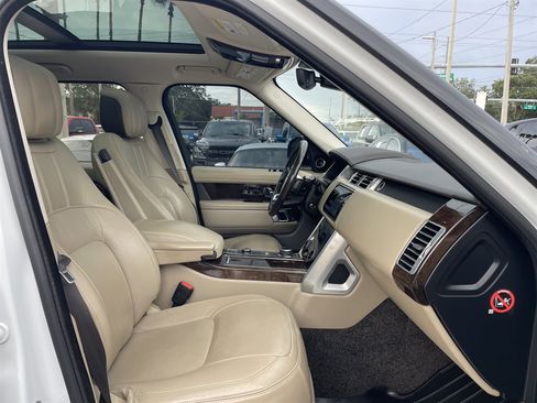 Used 2018 Land Rover Range Rover HSE AWD/4WD image 23