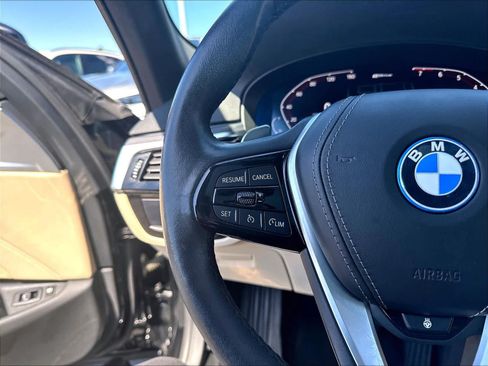 Used 2023 BMW 530e w/ Convenience Package RWD image 14
