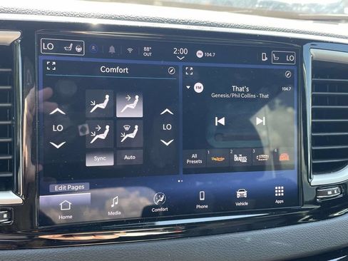 Certified 2025 Chrysler Pacifica Select FWD image 33