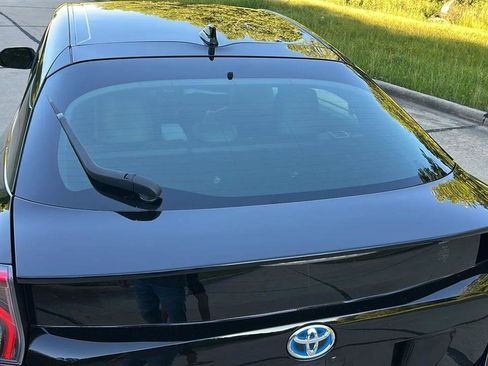 Used 2016 Toyota Prius Three Touring FWD image 13